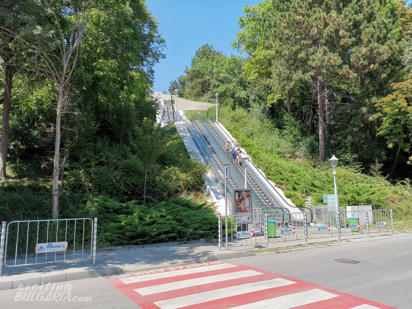 Outdoor escalator in Albena