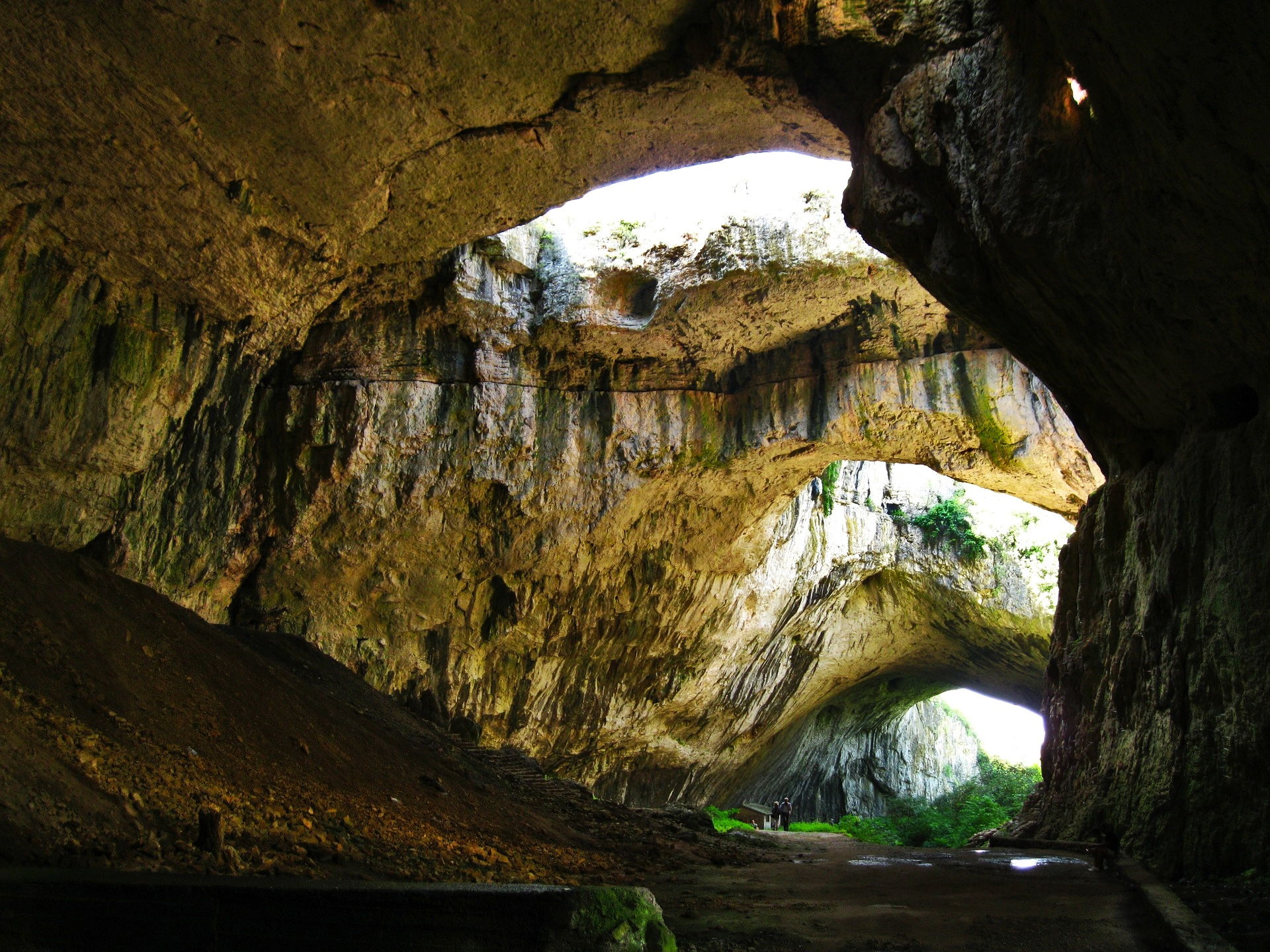 Inside the Deveteshka cave