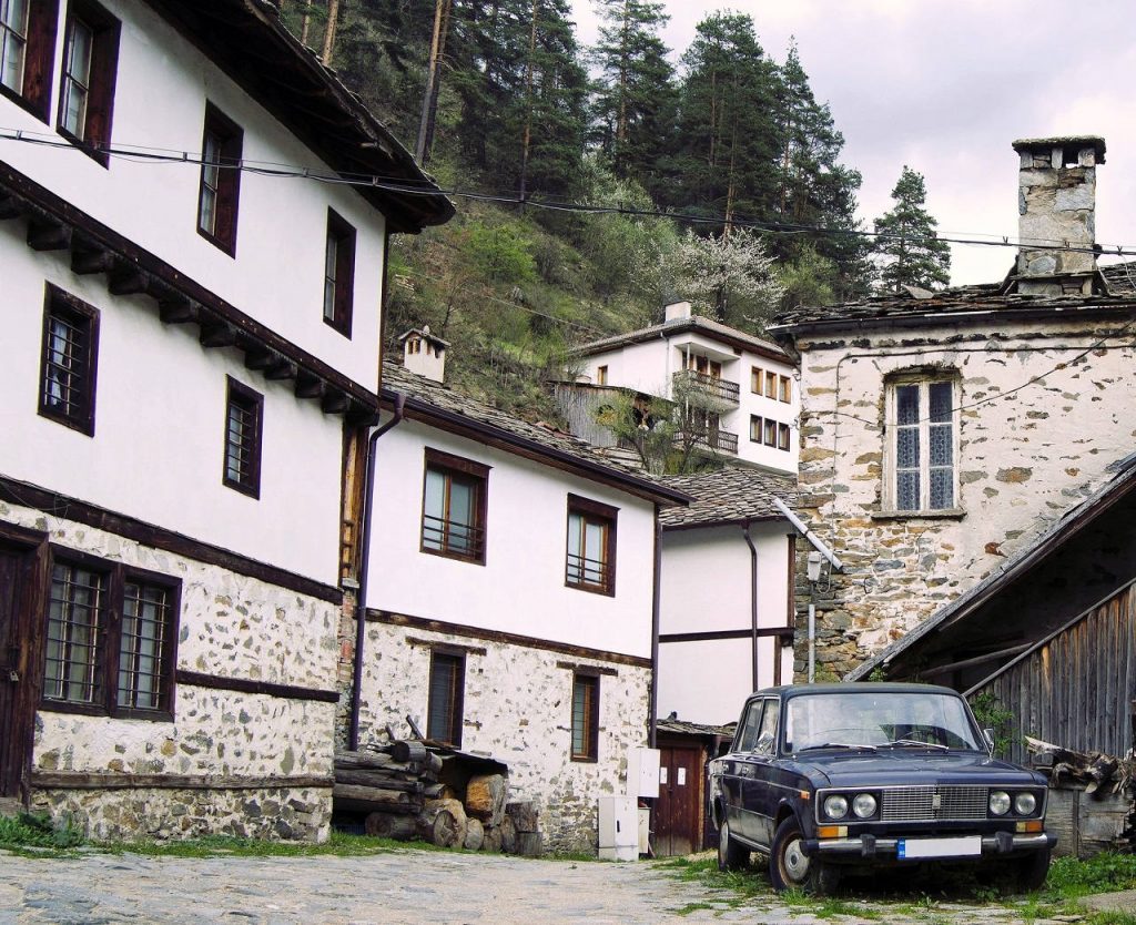 Driving In Bulgaria - The Ultimate Guide - exciting BULGARIA
